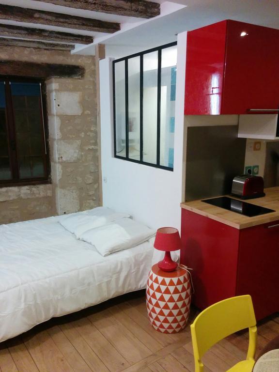 Tour Duguesclin Apartment Chauvigny Exterior photo